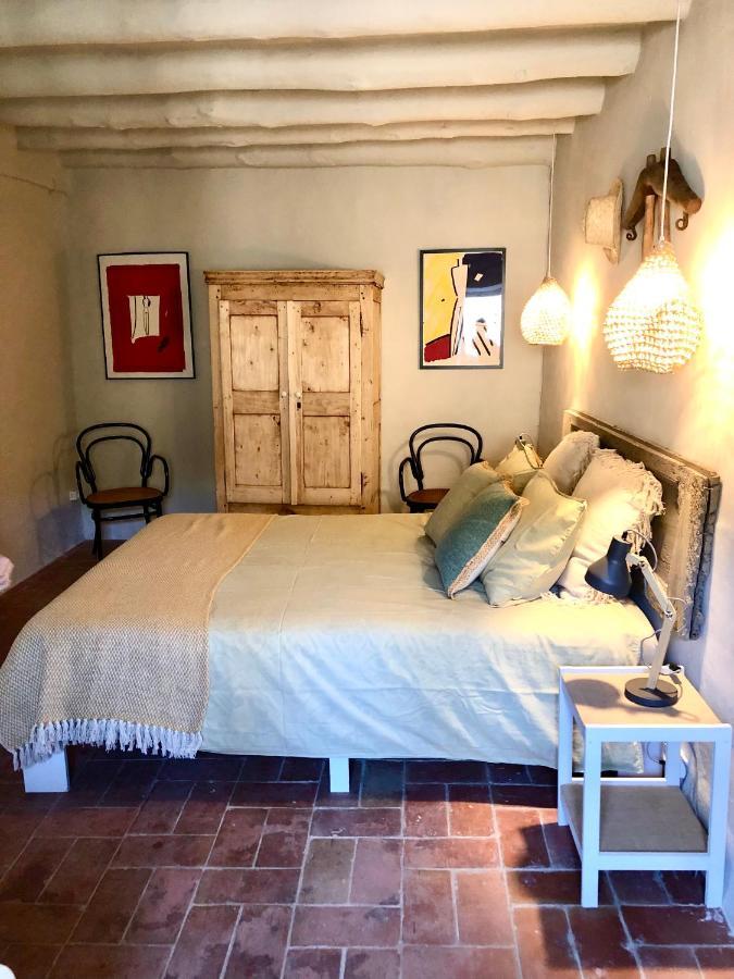 El Castell De Seguero Apartment Beuda ภายนอก รูปภาพ